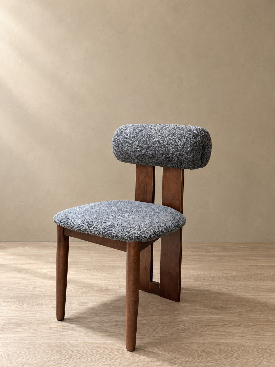 Curved Wing Chair